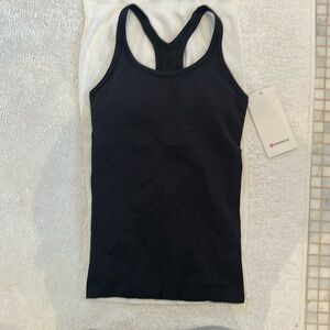 Enb to street lululemon tank with built in bra Brand new and sold out online